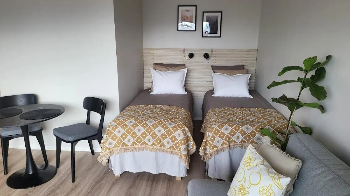 Direct Train To Helsinki And Airport, Near Shopping Center Apartment Vantaa